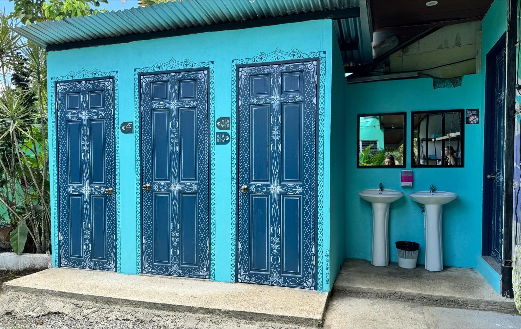 Pura Vibra Hostel La Fortuna المظهر الخارجي الصورة