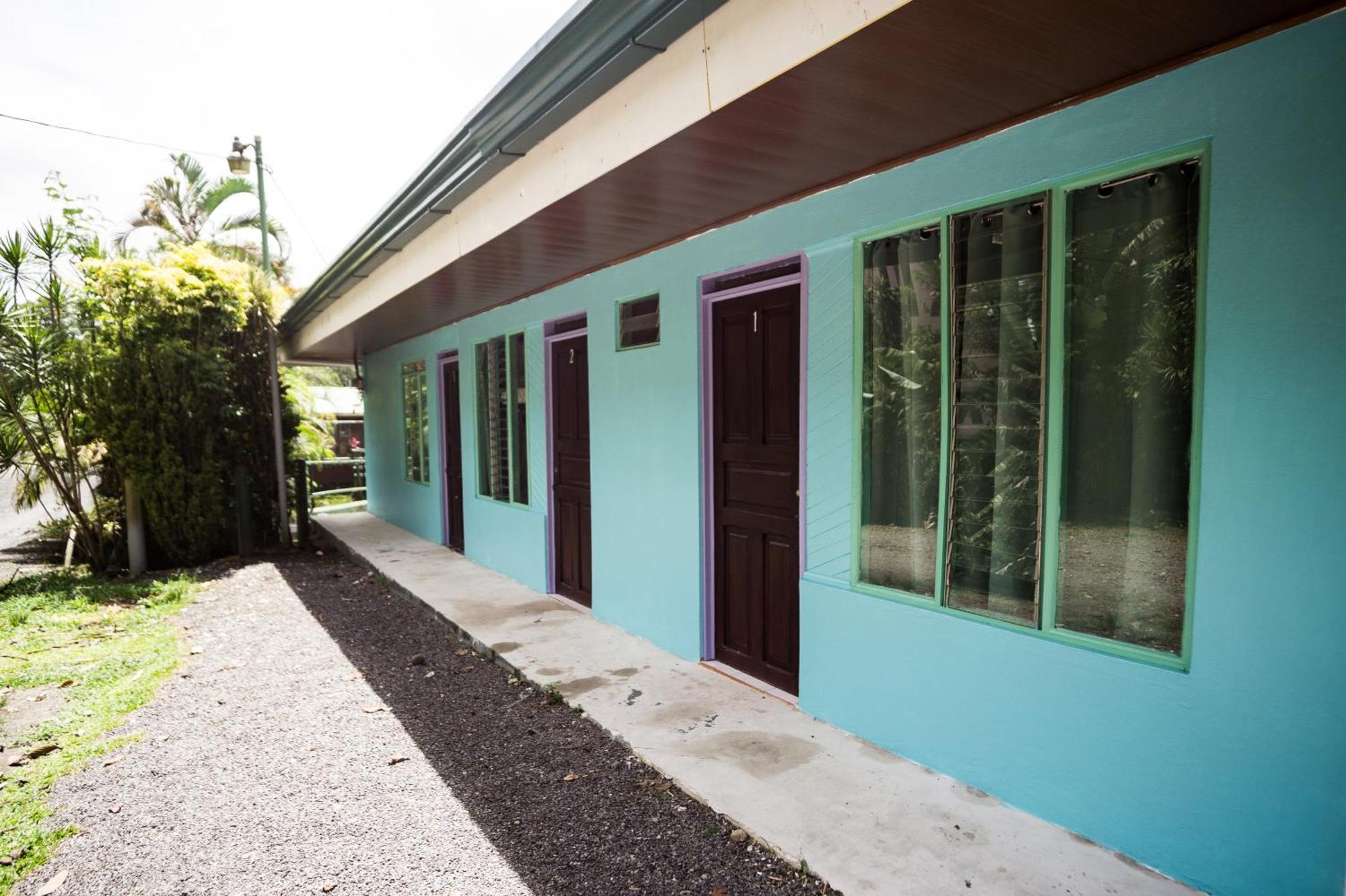 Pura Vibra Hostel La Fortuna المظهر الخارجي الصورة